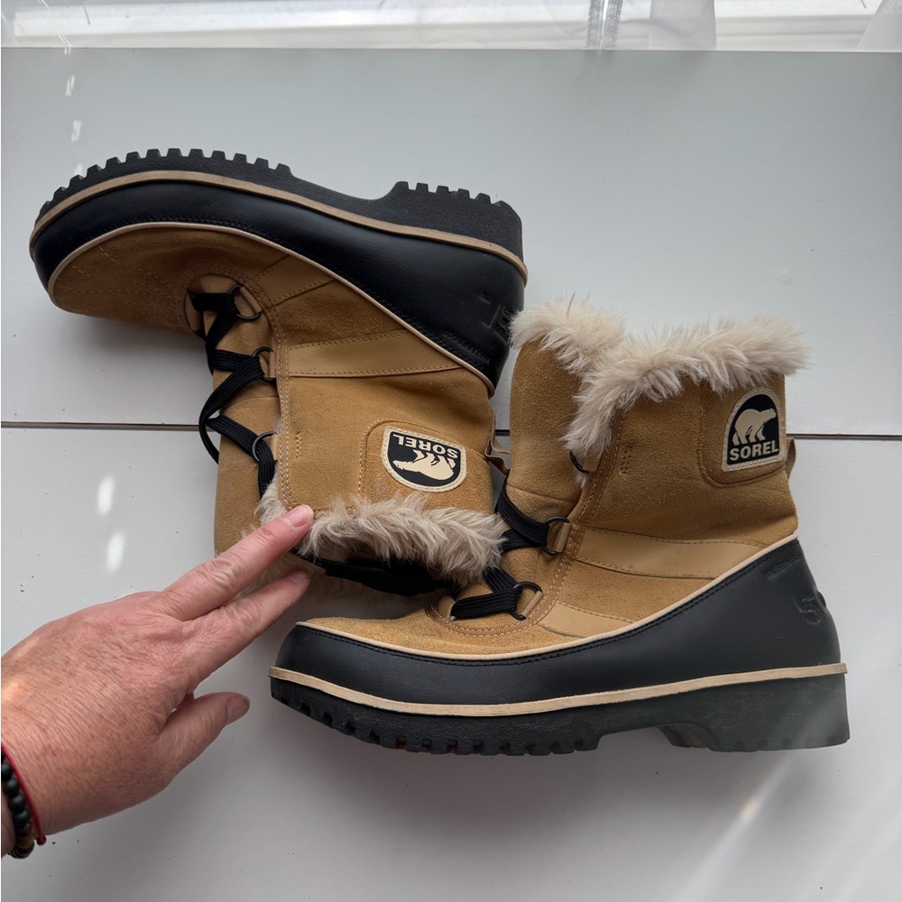 Sorel Leather Fur-Lined Boots - Picture 11 of 12